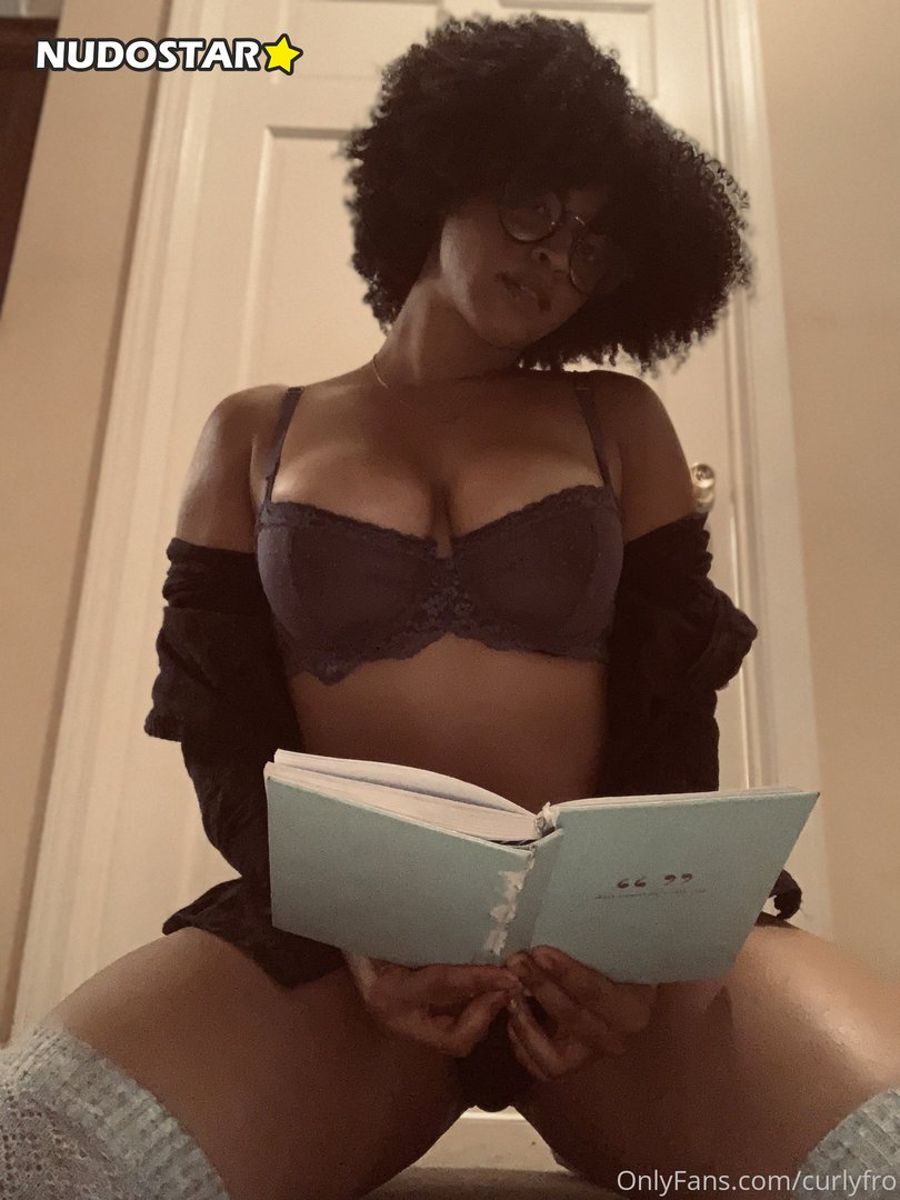 Curly Babe – curlyfro OnlyFans Leaks (43 Photos + 4 Videos)