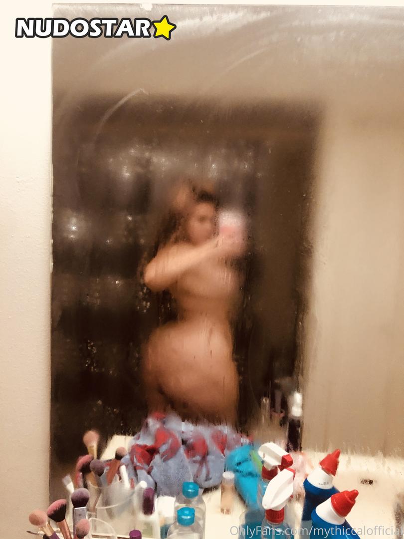 Phat Ass White Girl aka Mythiccalofficial OnlyFans Leaks 21