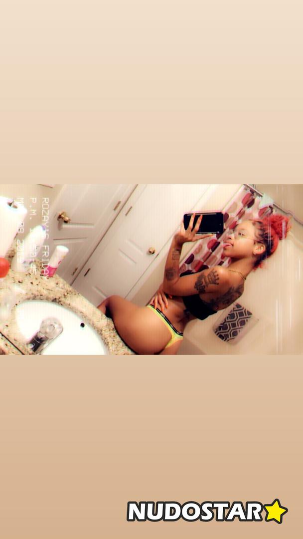 rozay_molly_nude_leaks_nudostar.com_016.jpg