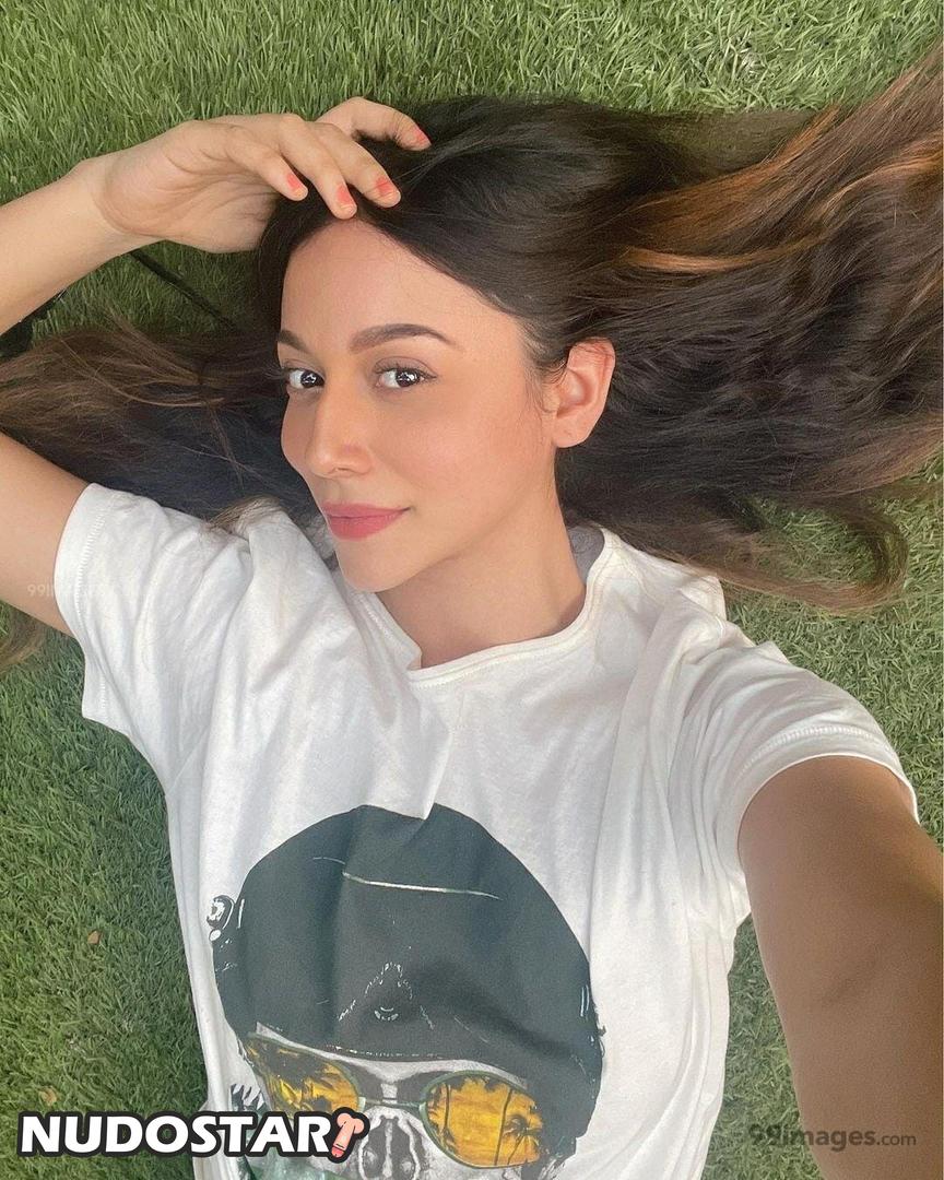 Aahana Kumra Instagram Leaks 17