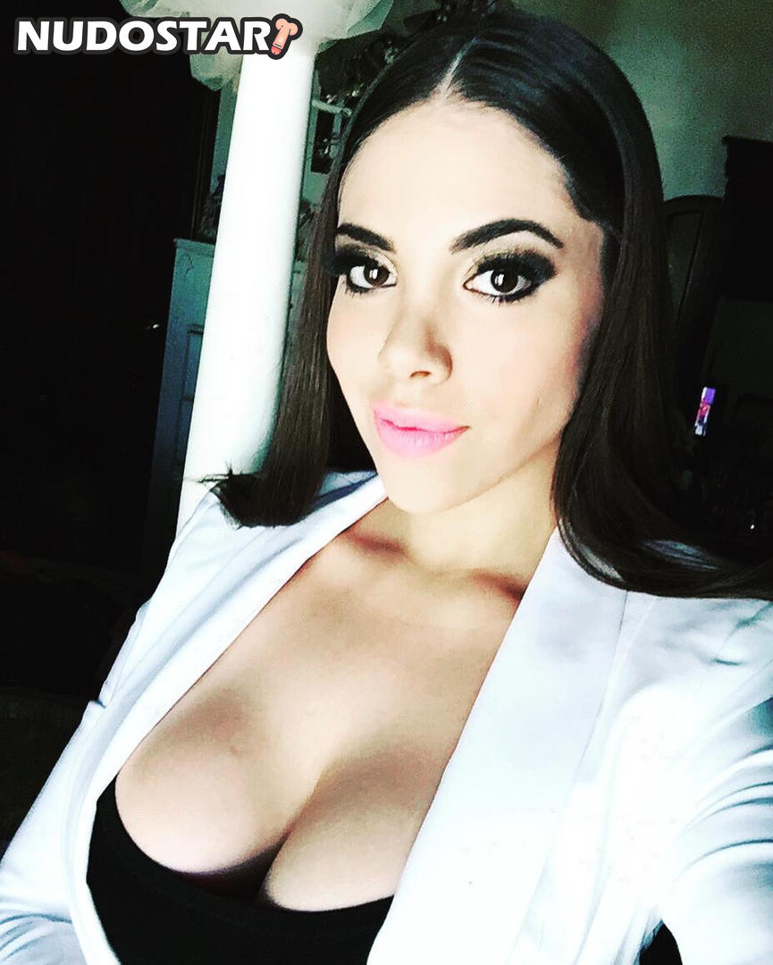 Claudia Guajardo – claudiaguajardo93 Instagram Leaks (50 Photos)