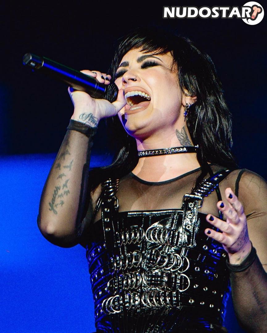 Demi Lovato – ddlovato Instagram Leaks (45 Photos)