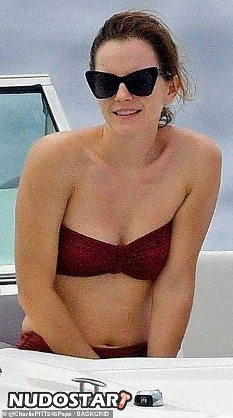 Emma Watson Leaked Photo 30