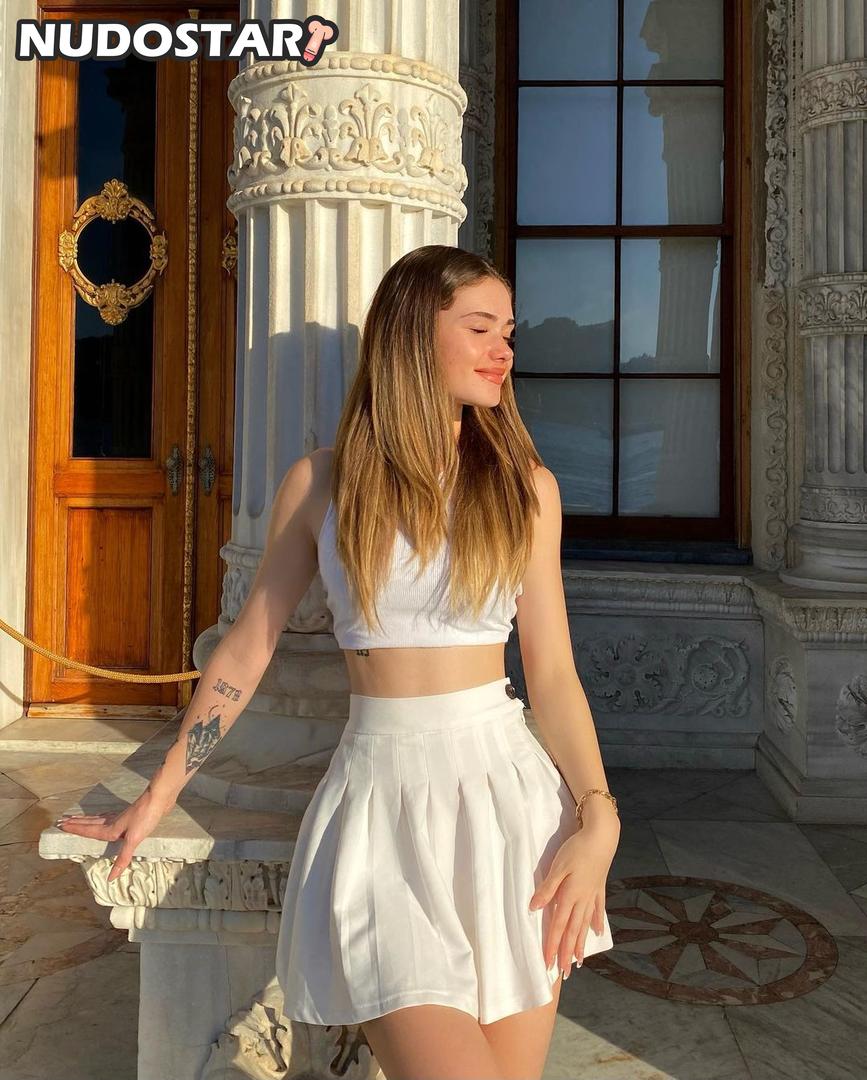 Melike Saygin aka Melikesaygin11 Instagram Leaks (47 Pics)