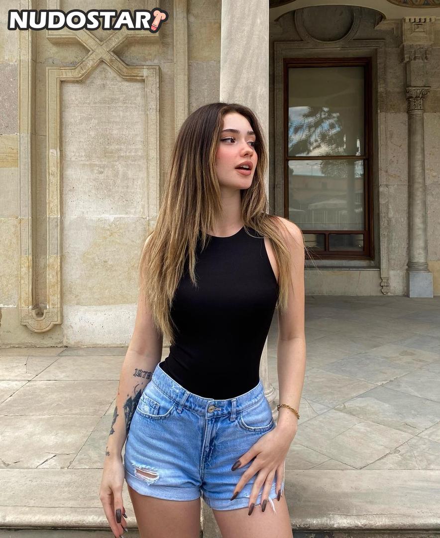 Melike Saygin aka Melikesaygin11 Instagram Leaks (47 Pics)