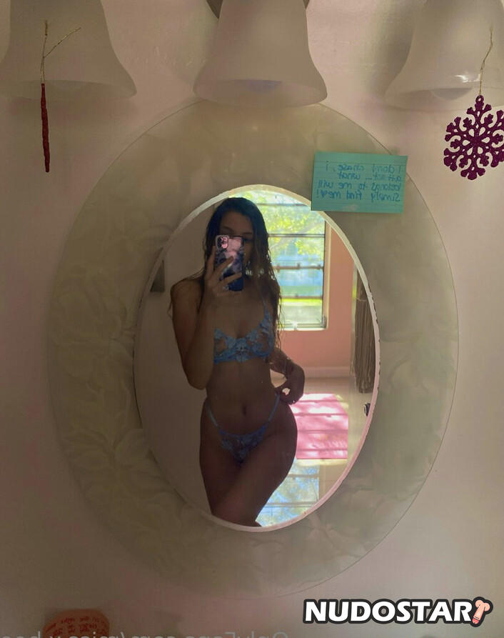 Miss X Bee Leaked Photo 1