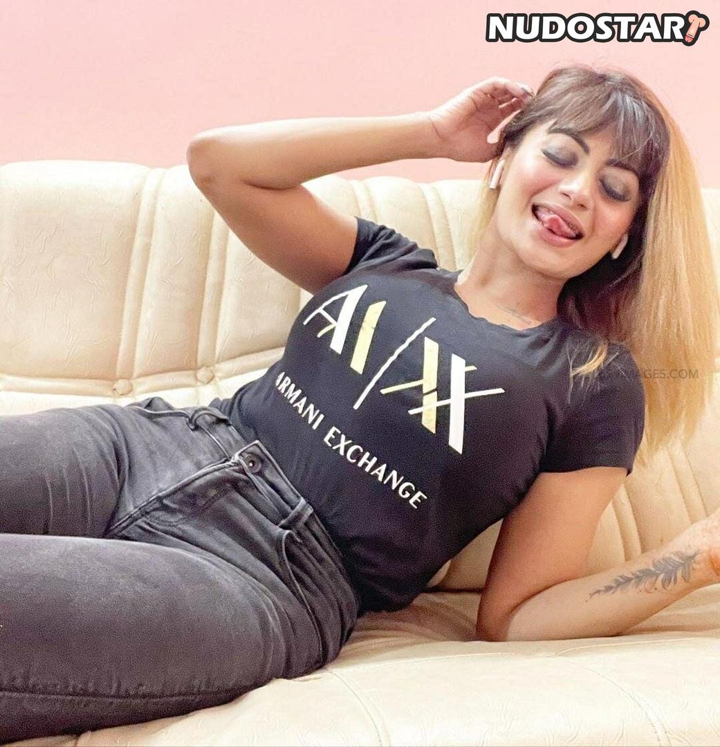 Suhaani Laskar nude leaks nudostar.com 025 - Suhaani Laskar Instagram Leaks (45 Photos)