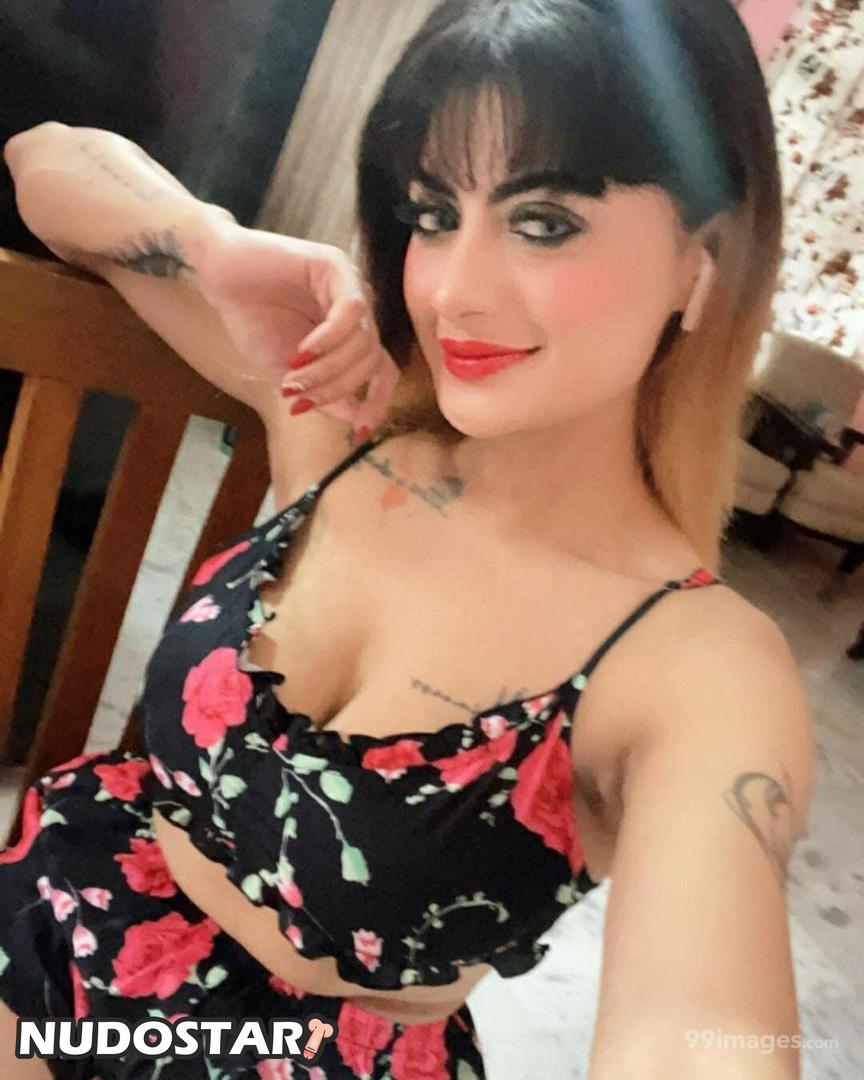 Suhaani Laskar Instagram Leaks (45 Photos)