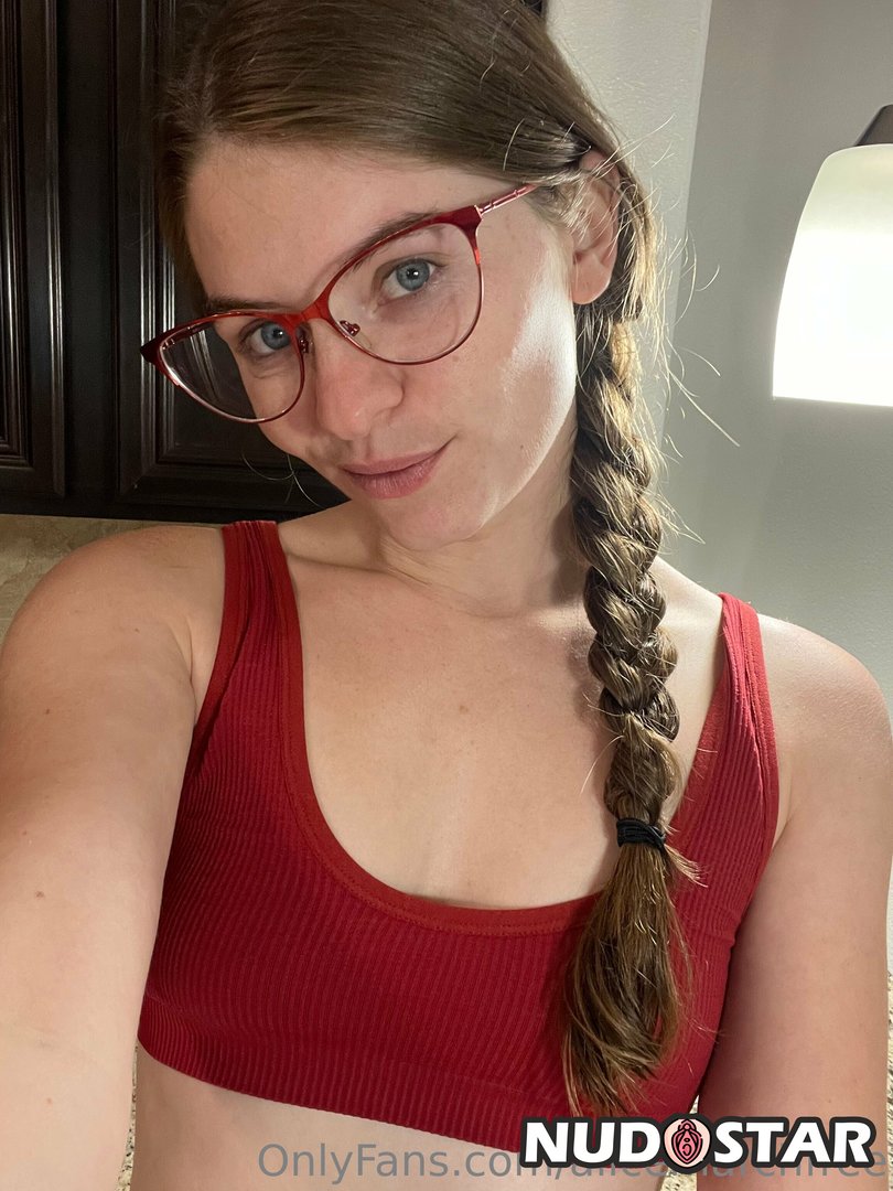 Alicemarchfree Leaked Photo 31