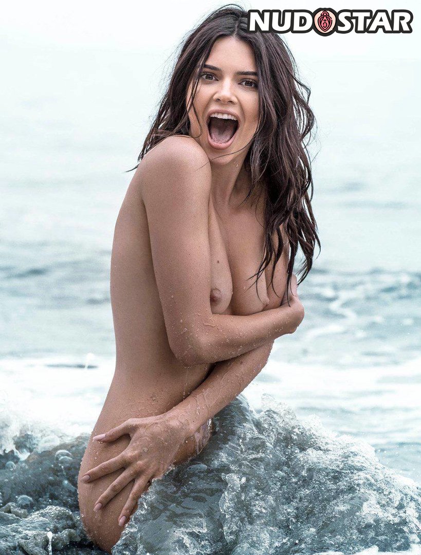 Kendall Jenner Leaked Photo 9