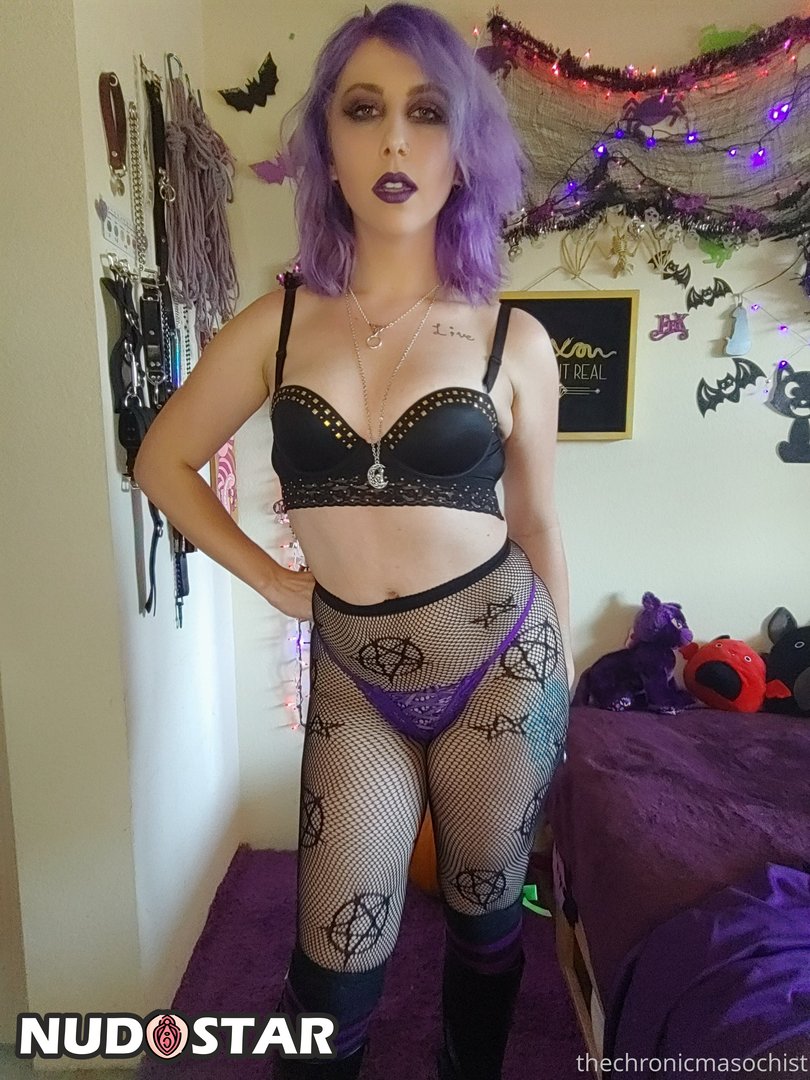 Lavender Lust aka Thechronicmasochistfree OnlyFans Leaks (45 Pics)