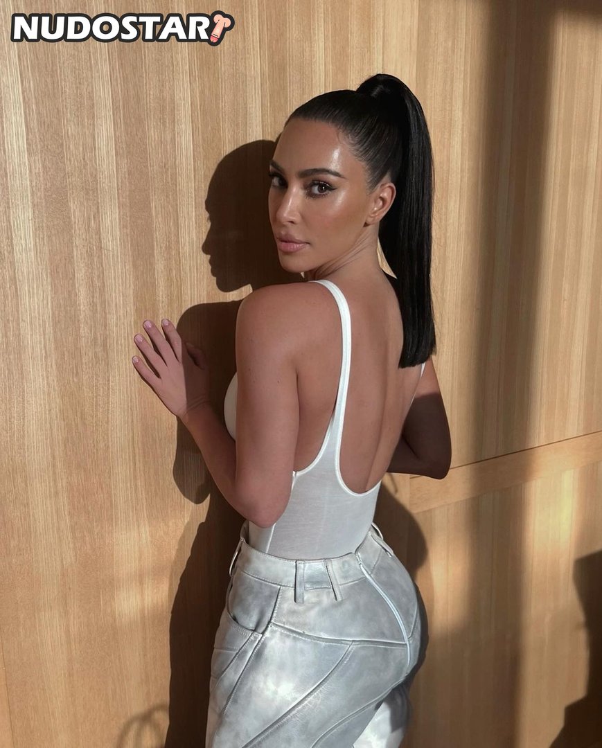 Kim Kardashian Leaked Photo 4