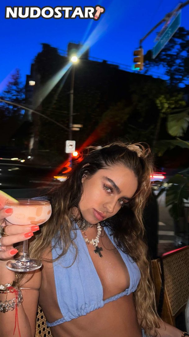 Sommer Ray Leaked Photo 28