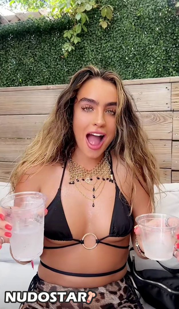 Sommer Ray Leaked Photo 34