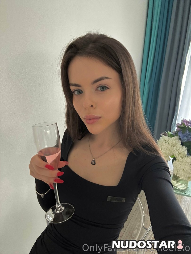 Chloelolo OnlyFans Leaks (64 Photos)