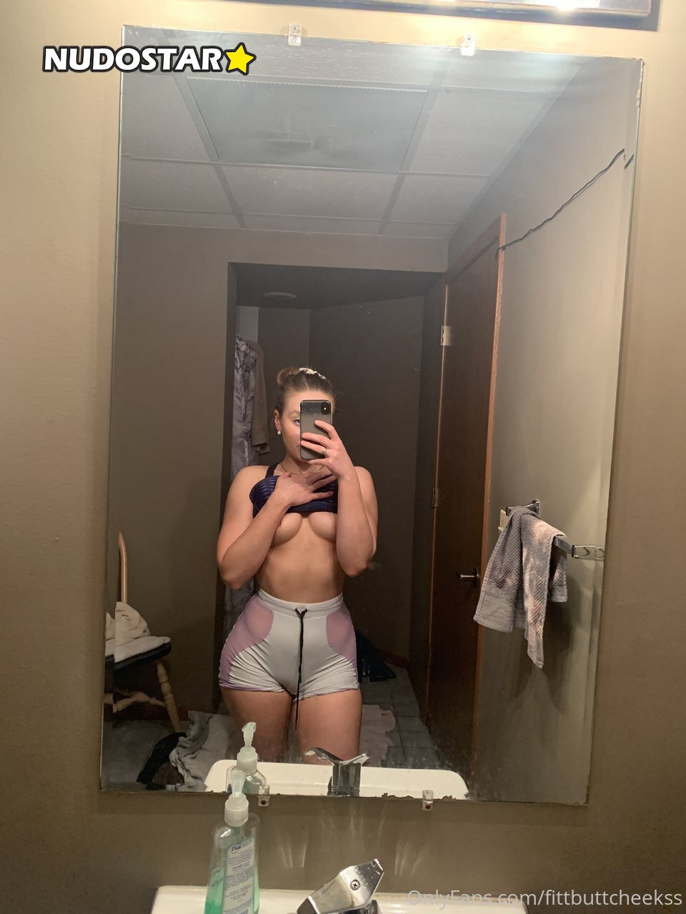 Maria – FitButtCheeks Instagram Nude Leaks (33 Photos)