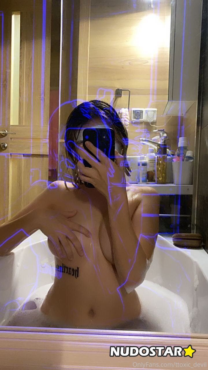 Anna – ttoxic_devil OnlyFans Nude Leaks (37 Photos)